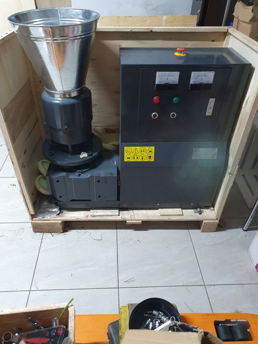 Pelleciarka 11kw 3 rolkowa wolnoobrotowa