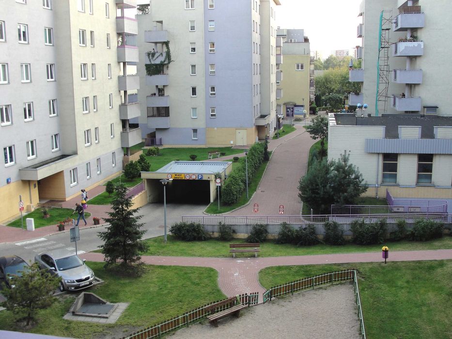 Miejsce postojowe w hali garażowej na Bemowie