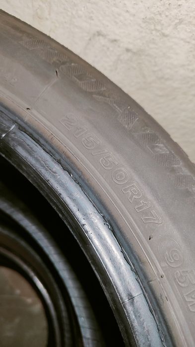 Pneus semi novos.