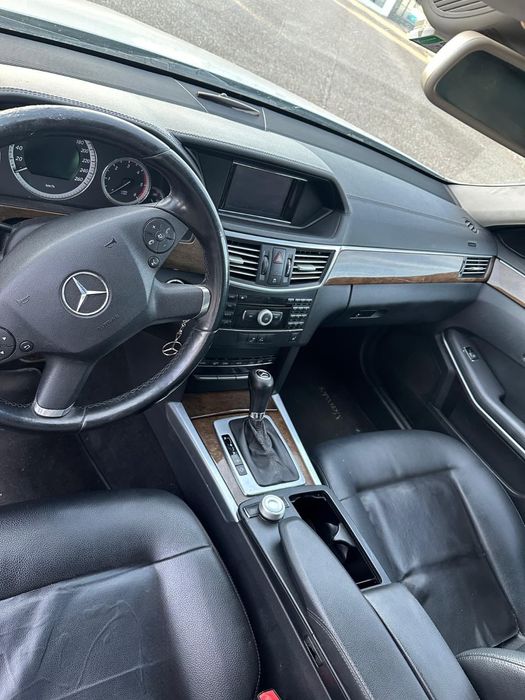Mercedes Benz E220460689483792404485