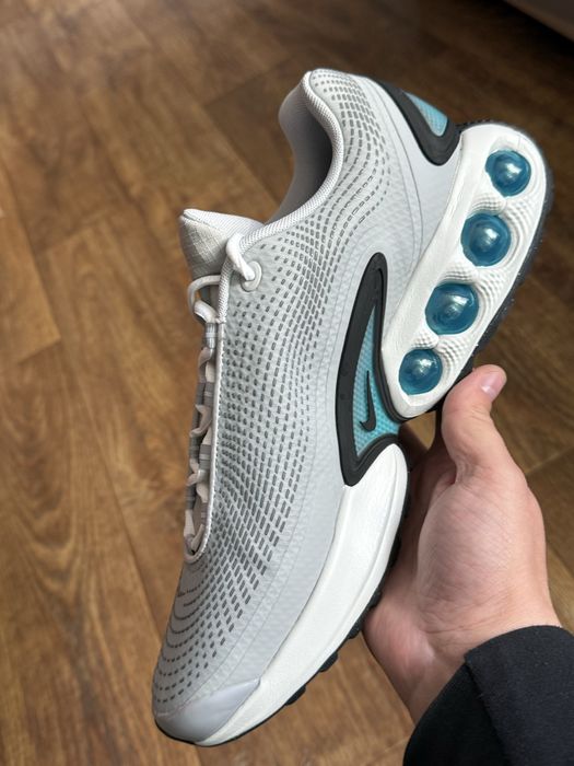 Оригінал Nike Air Max DN NIKE /26,5см,27см/