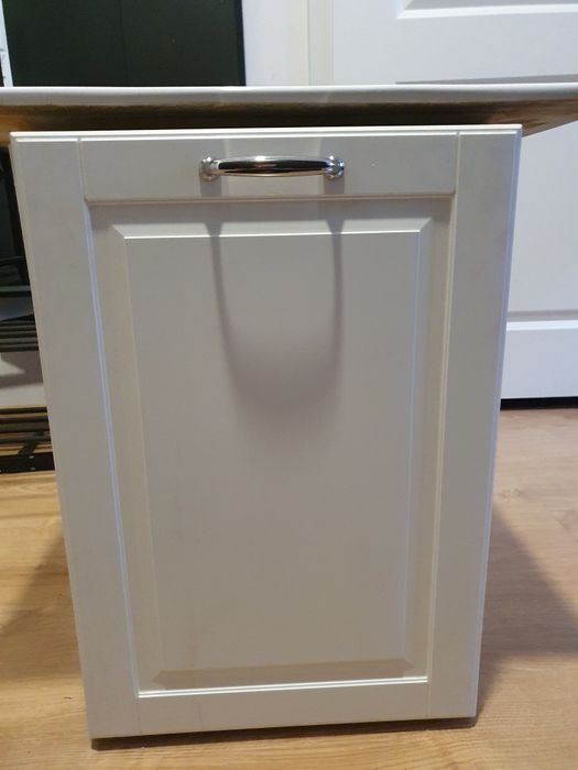 Szafka łazienkowa Ikea podblatowa po umywalkę stan bardzo dobry