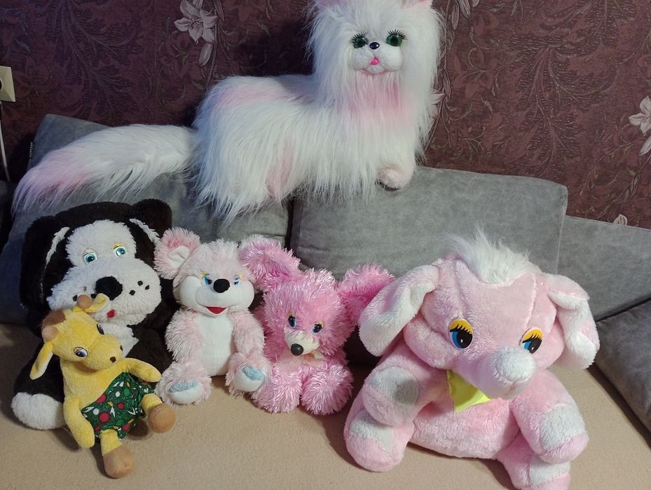 Іграшки м'які для діток