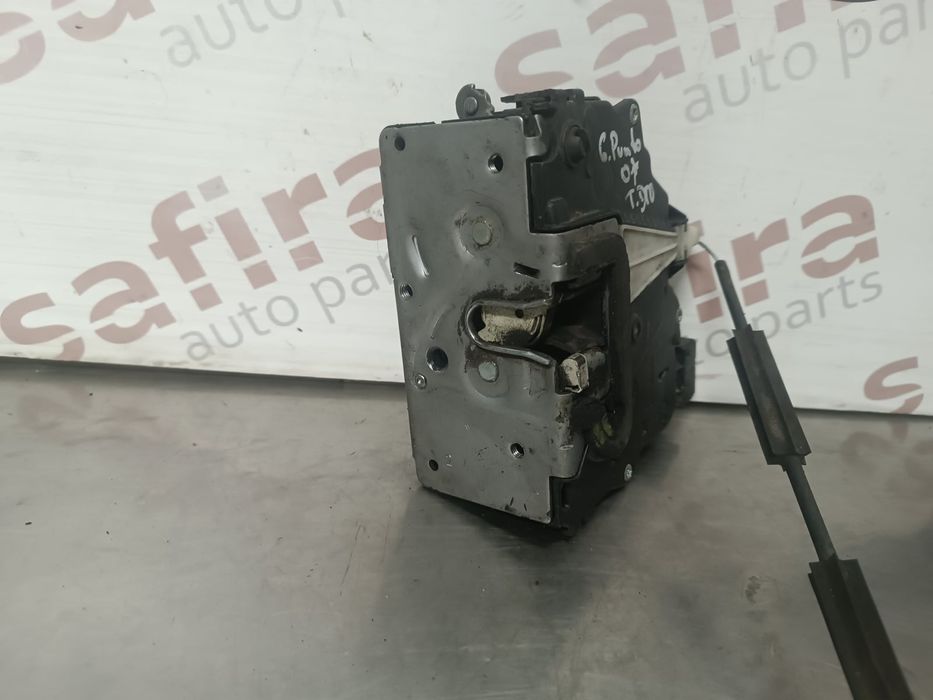 Fechadura / Fecho Porta Trás Direito FIAT GRANDE PUNTO Van - 51797570