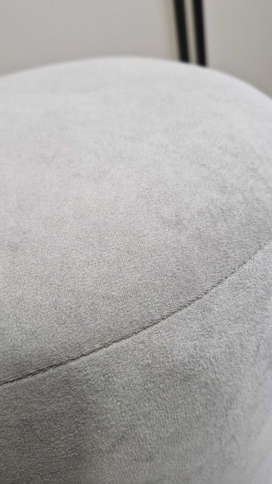 Продам пуф під туалетний столик