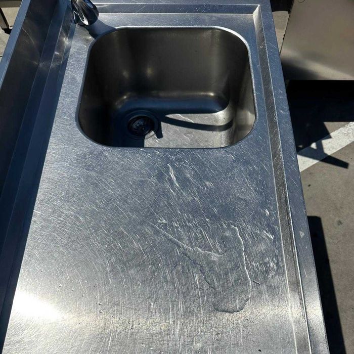 C - Bancada em Inox com Lava-Loiça - Ocasião