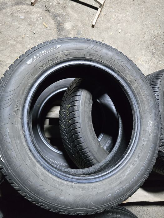 205/60R16 Goodyear Vector4seasons Gen-3