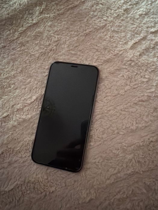 Vendo Iphone 11 64gb (negociavel)