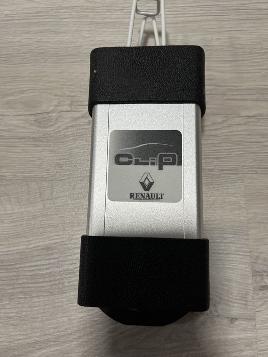 Can clip RENAULT