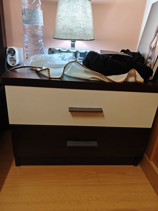 Cama + estrado + 2 Mesas Cabeceira (despachar)