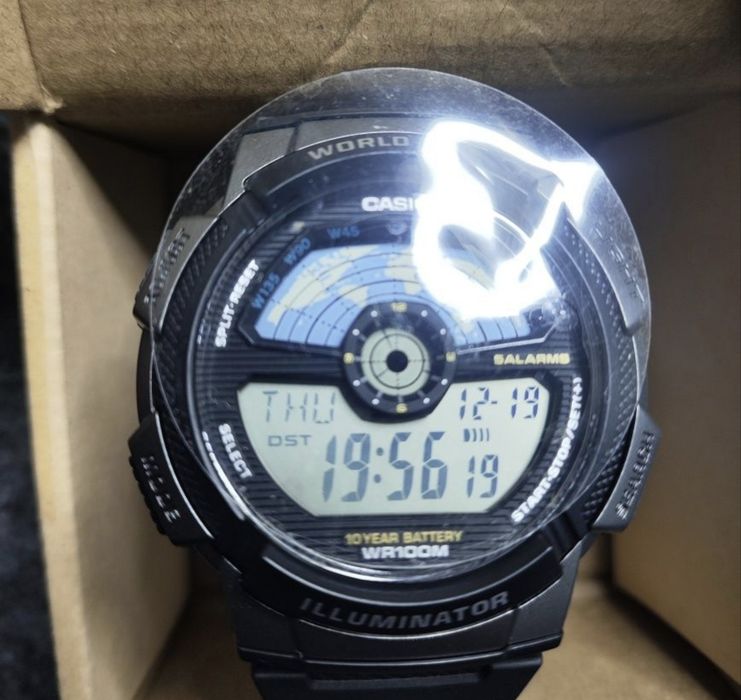 Годинник Casio AE1100w.  Також годинник  Smael.390 грн.