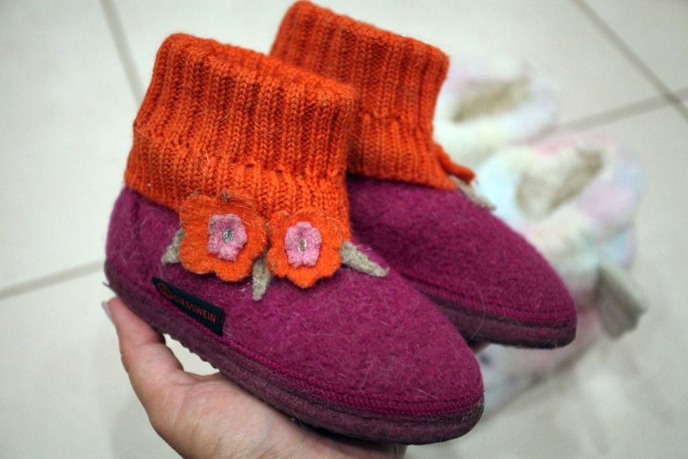 Zestaw 5 par 25r H&M ZARA New Balance trampki botki kapcie buty