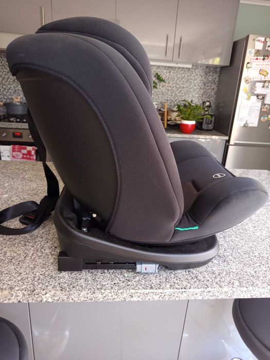 Cadeira auto bebe Confort EverFix I-size
