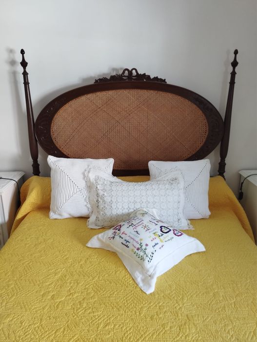 Cama de casal estilo Dona Maria