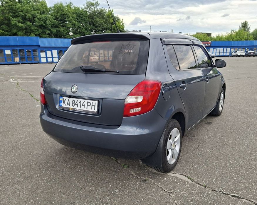 Оренда авто Skoda Fabia під Таксі. Аренда авто под Такси