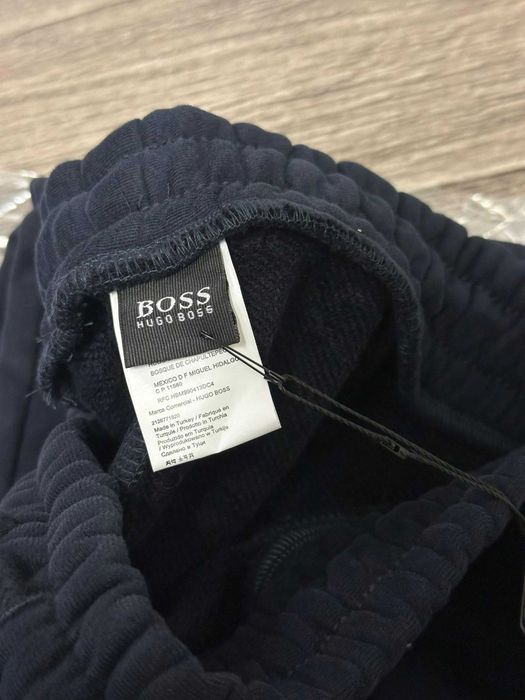 Spodnie armani Dresowe Hugo Boss OUTLET thDresy