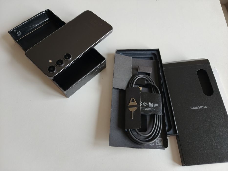Samsung S24 8/256Gb Onyx Black