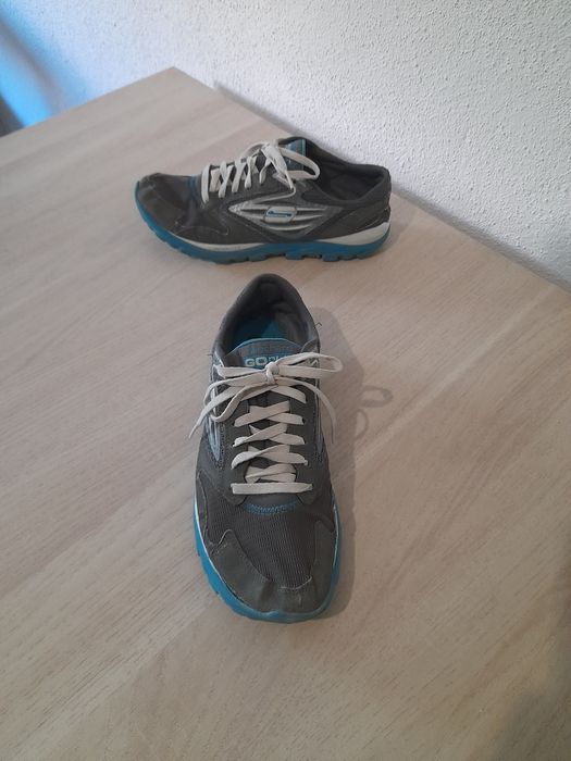 Skechers Go Run Tamanho 39
Tanho 39 Europeu