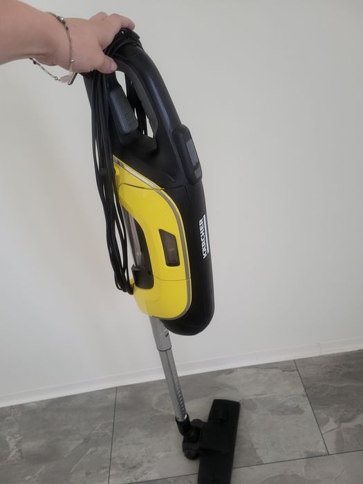 Sprzedam odkurzacza Karcher vc5