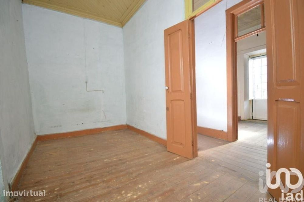 Casa T5 em São Miguel, Santa Eufémia e Rabaçal de 270,00 m2