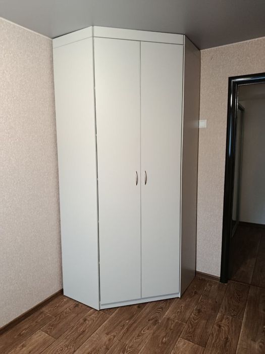 Сдам 3-х к.кв 3/5  ул Китаенко 8 ( Бовария р-н ДК)