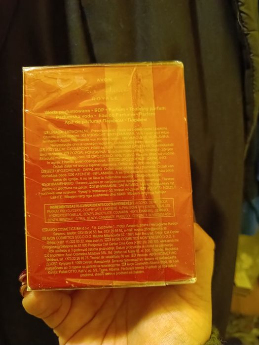 Far away royale Avon