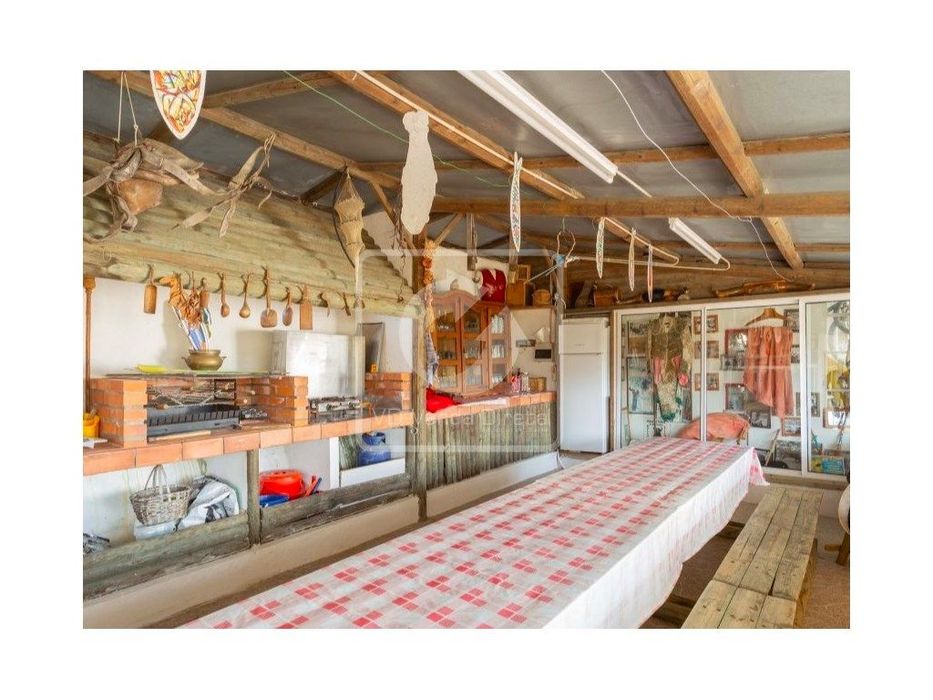 V6 Detached House with T2 Annex and 7,480 m2 Plot in Arruda dos Vinhos...