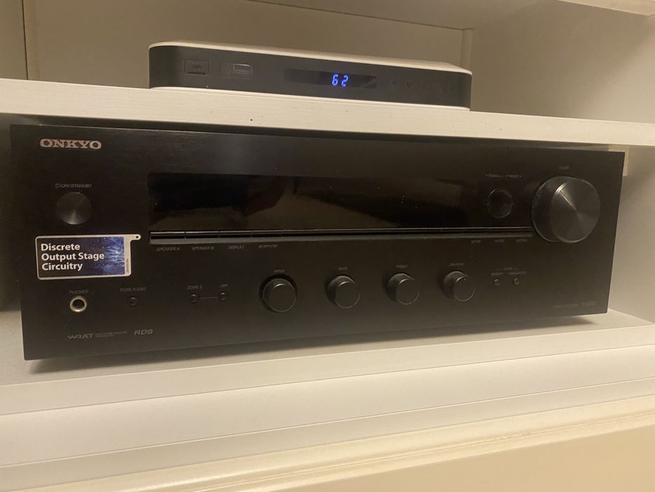 Amplituner Onkyo TX 8030