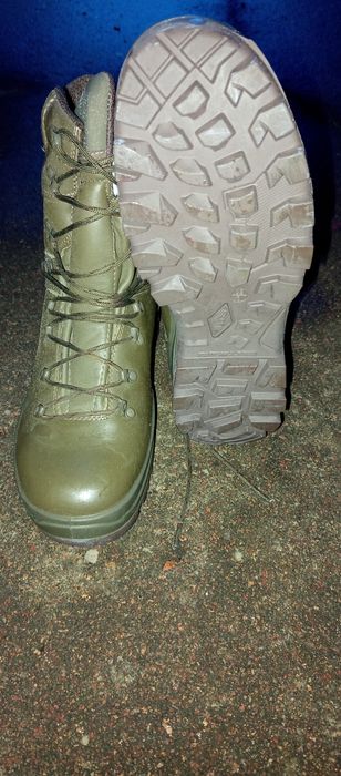 Берці нові продам