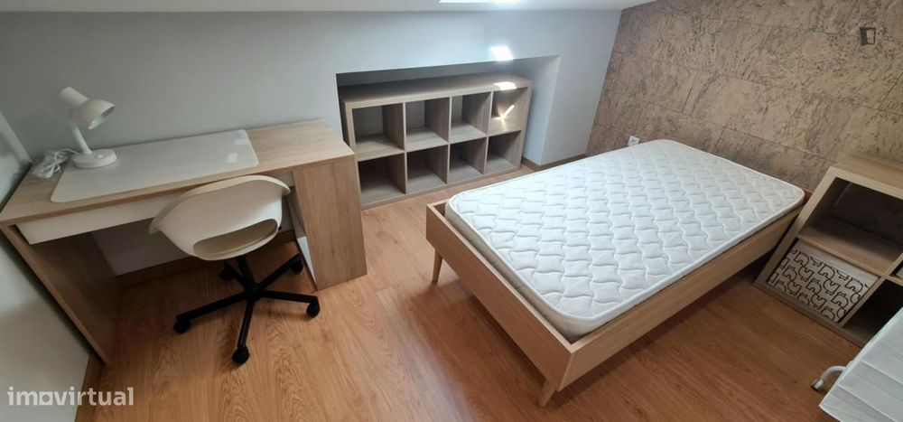 Quarto - localizado em São Martinho de Bispo Coimbra