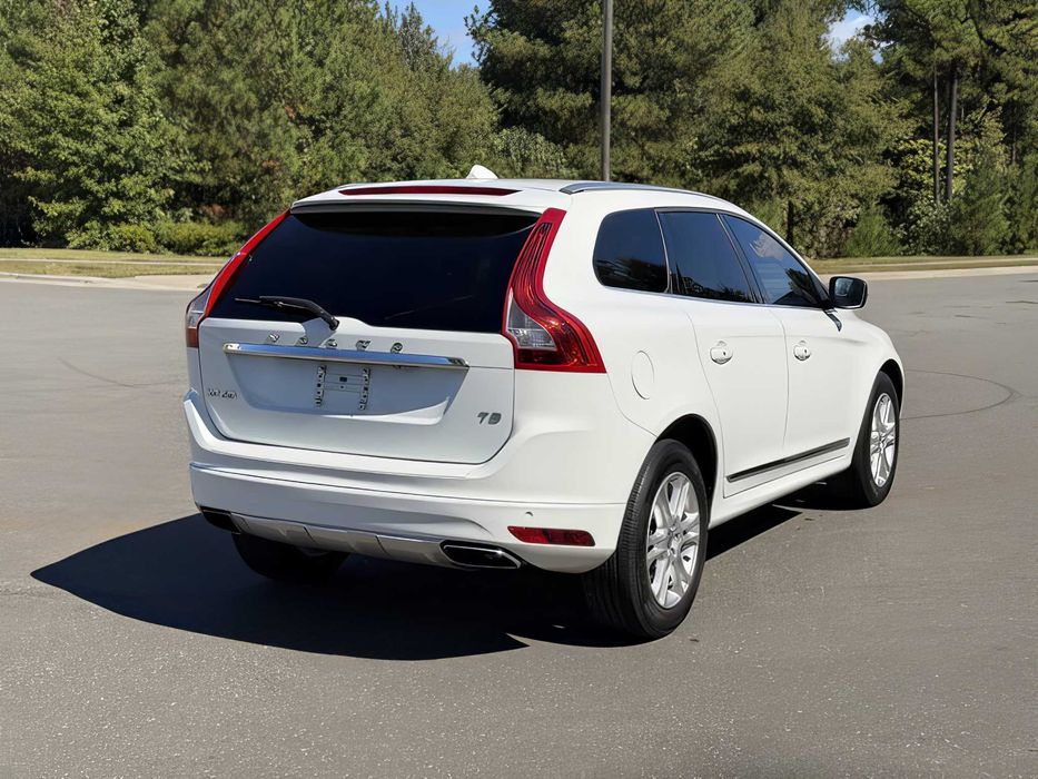 Volvo XC60      2015