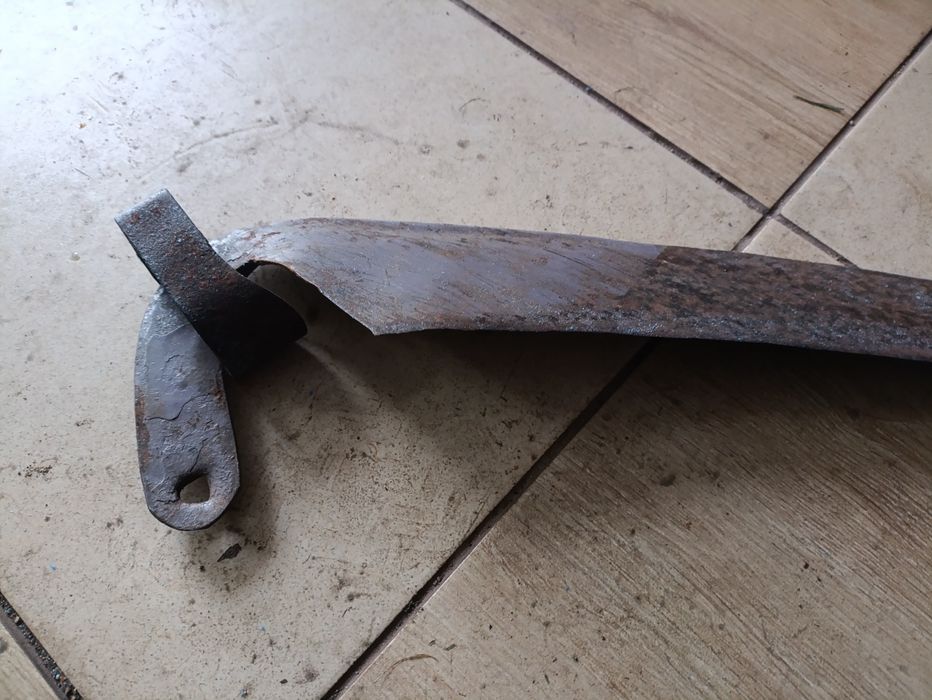 Stara Kosa ręczna PRL 70 cm zdrowe ostrze