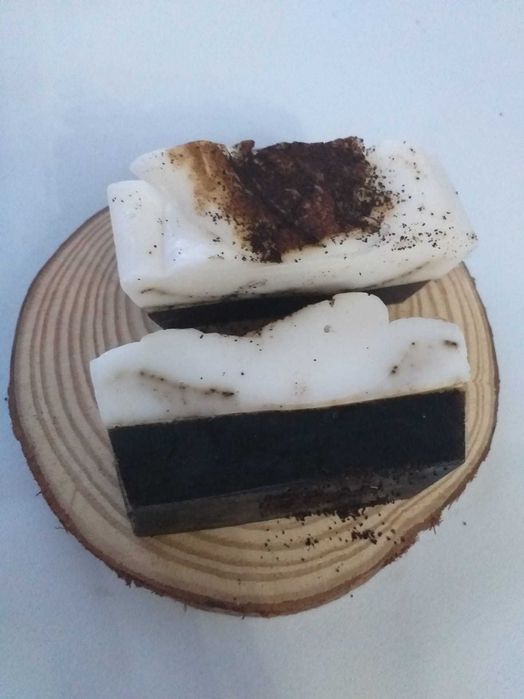 Sabonete Artesanal de café - essência de aveia e café