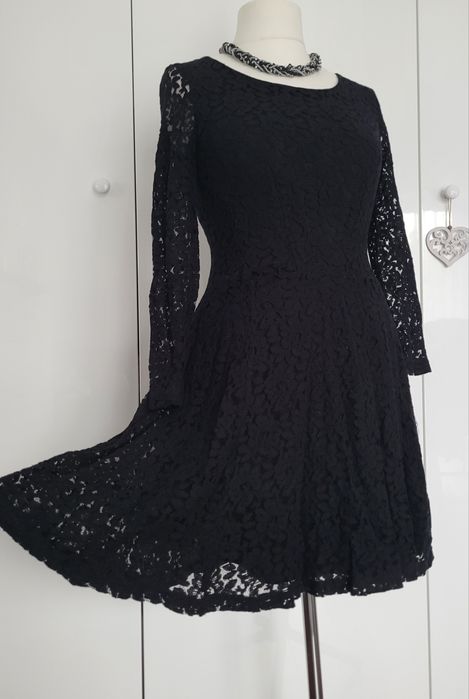 Elegancka sukienka na imprezę