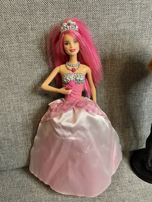 Barbie Rockowa Księżniczka