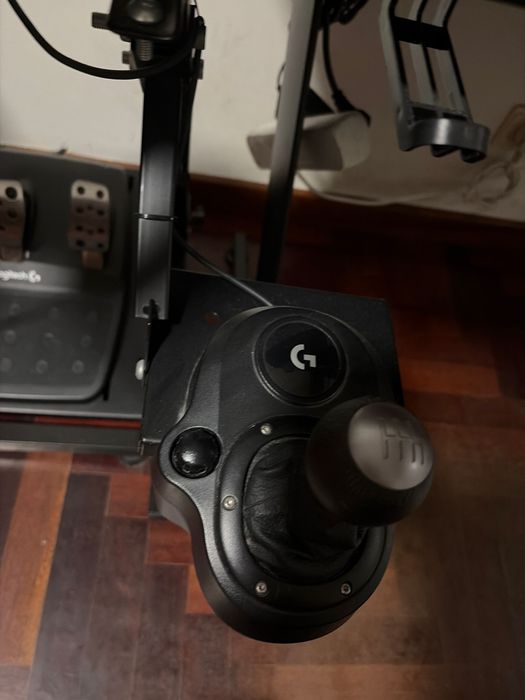 Logitech G920 + Caixa de Velocidades + Suporte Cockpit