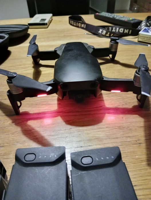 продам квадрокоптер DJI Mavic