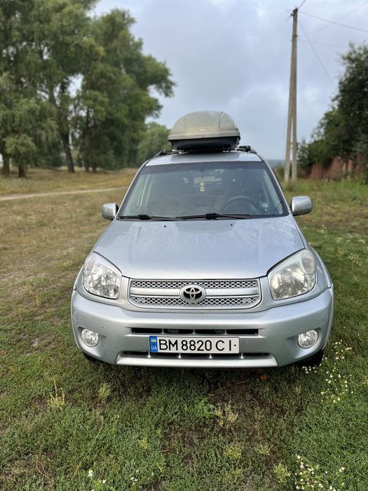 Toyota RAV4 2004 2.0 бензин газ АКПП 319 тис. км Бокс Камера