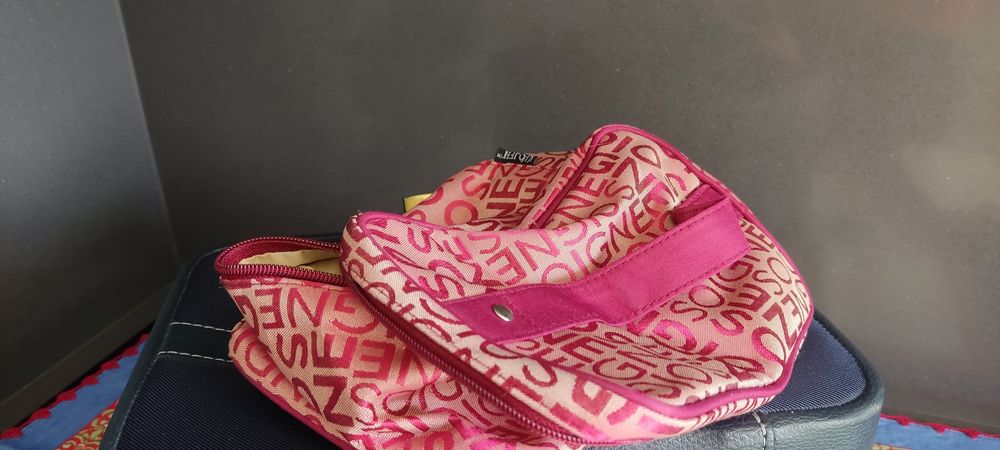 Mala pequena viagem.