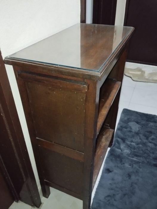 Secretária de madeira