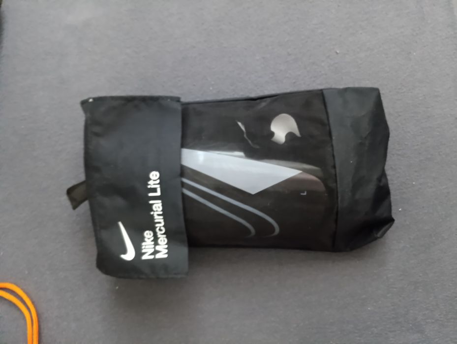 Nike Mercurial lite r M