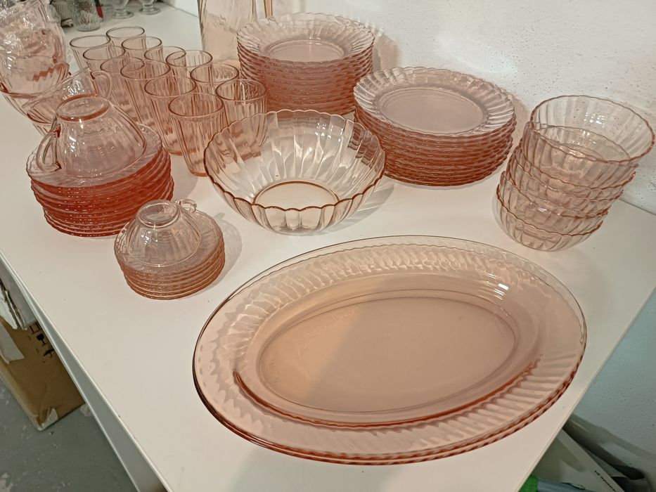 Complete Dinner Service NEW488294797102305282