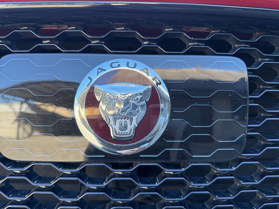 Продам Jaguar F-Pace 2019