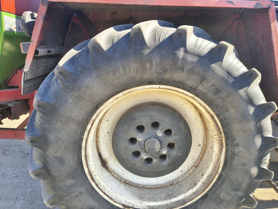 Zetor 10145 z ładowaczem