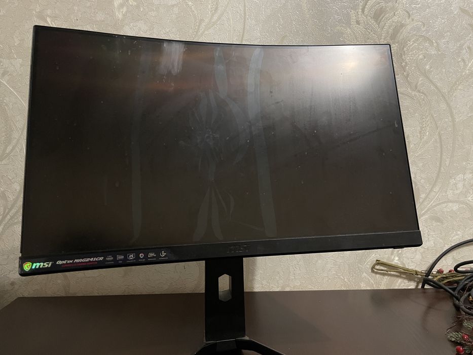 Монітор  MSI Optix MAG241CR, розбита матриця