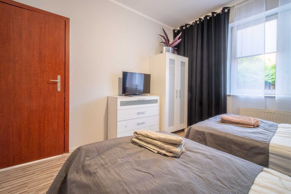 DOM dla grup MAZURY wakacje weekendy sauna balia jacuzzi FERIE