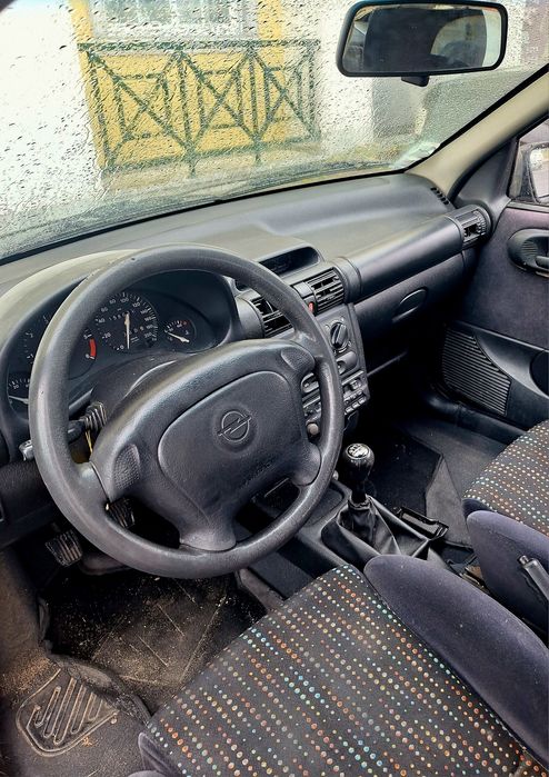 Opel Corsa 1.5 TD ( 5 lugares )