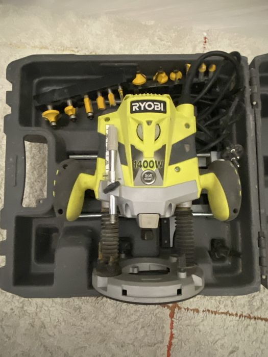 Fresadora Ryobi Ert 1400RV