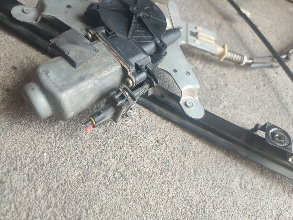 Elevador do vidro polo