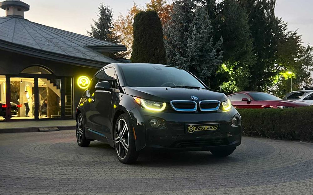 BMW I3 2015 року
